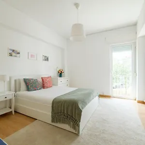  Apartment Olivais Spacious Near Airport Portugal